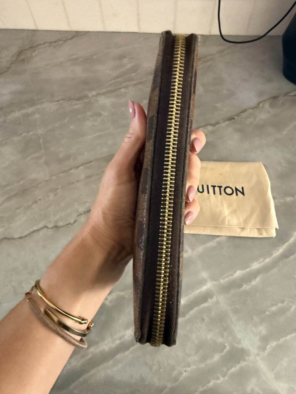 Louis Vuitton Damier Ebene Zippy Wallet - Picture 7 of 10